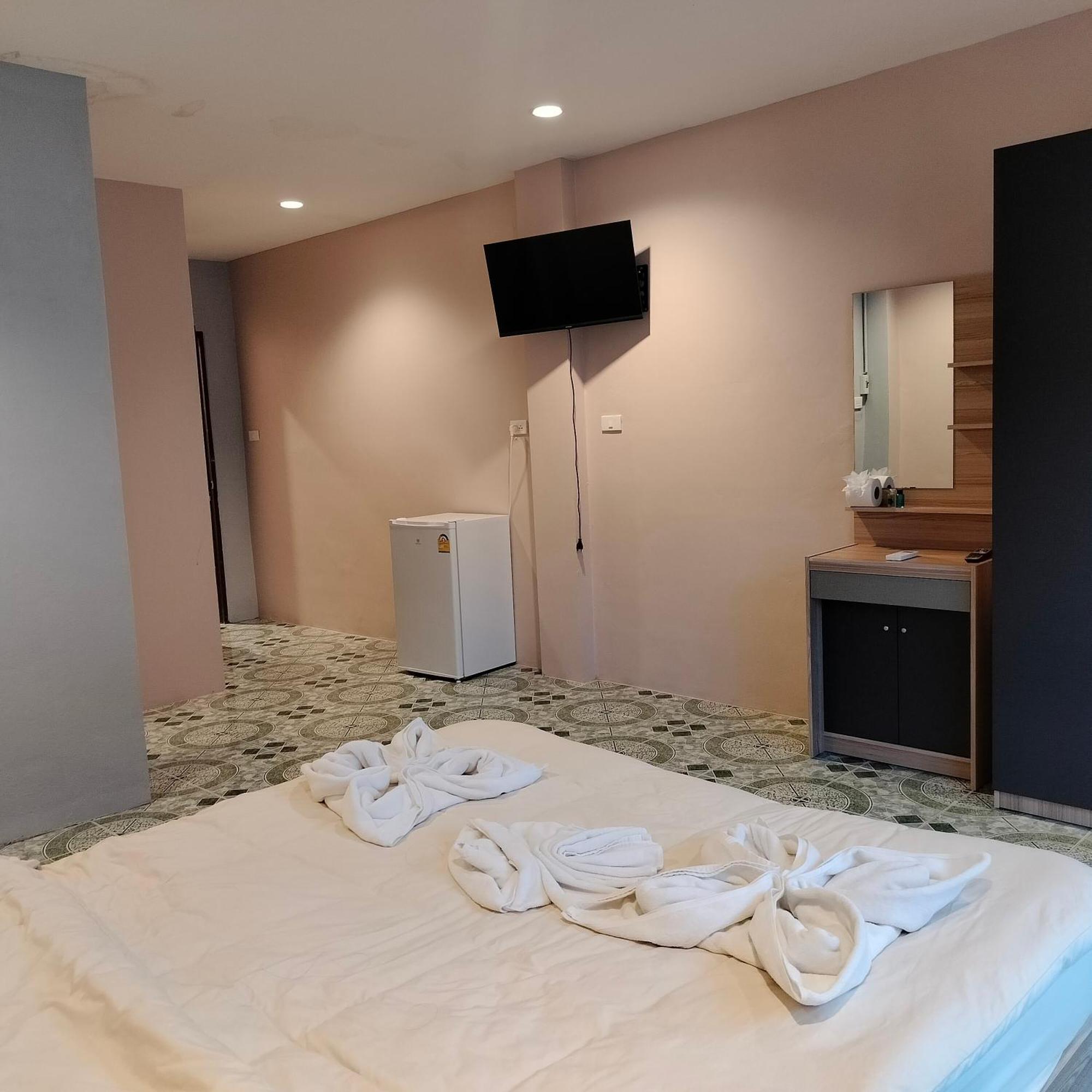 Taxim Residence Boutique Hotel Patong Eksteriør bilde