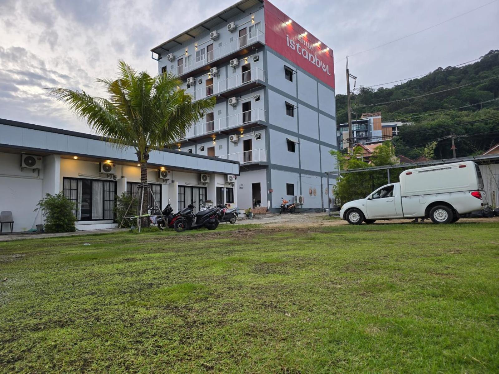 Taxim Residence Boutique Hotel Patong Eksteriør bilde